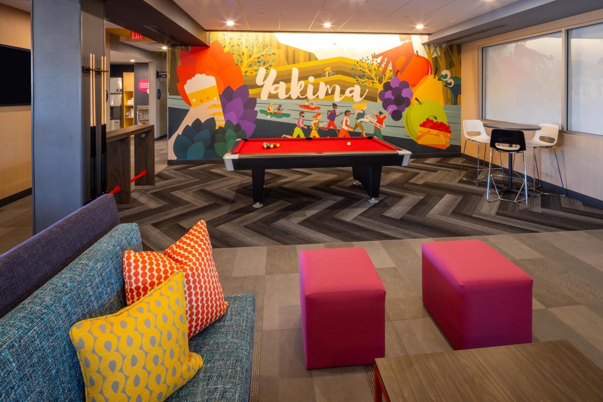 Готель Tru By Hilton Yakima Airport Екстер'єр фото